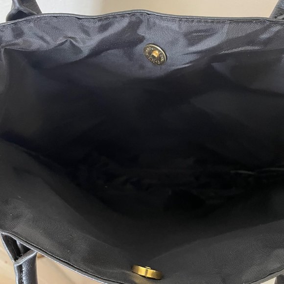 Signature Club A Black and Gold Tote/Shoulder Bag/Lace Effect - Picture 8 of 10